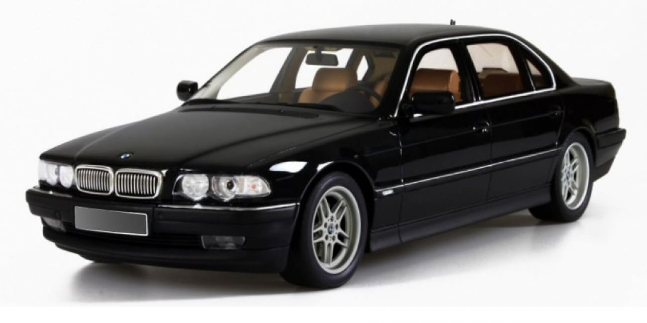 BMW 7 (E38)